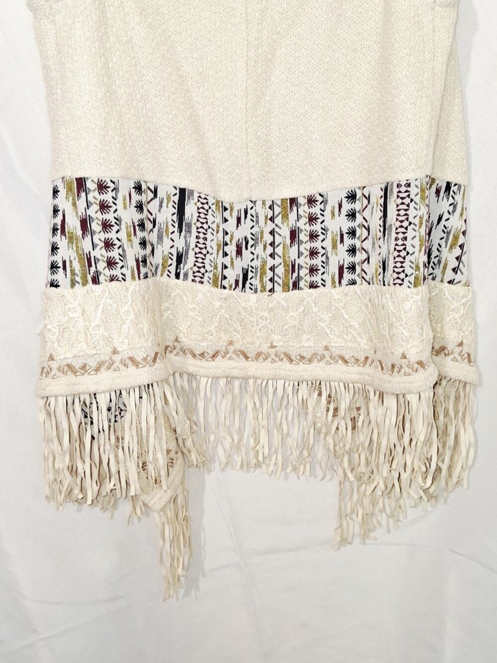 Miss Me Tribal Aztec Fringe Vest Boho Festival Western Knit Open Front Size M - Picture 8 of 14